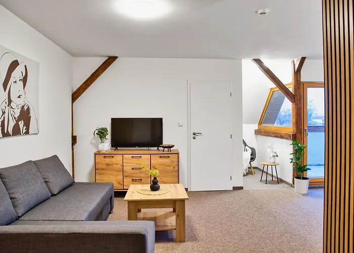 A Restaurace Ruze Hotel Podborany