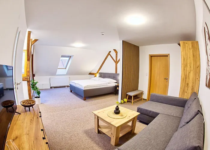 A Restaurace Ruze Hotel Podborany